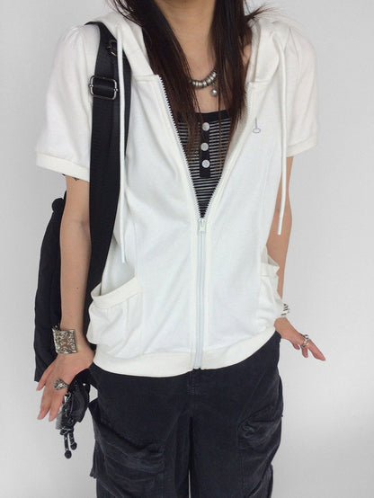 innomoood Embroidered Short Sleeve Solid Casual Women&
