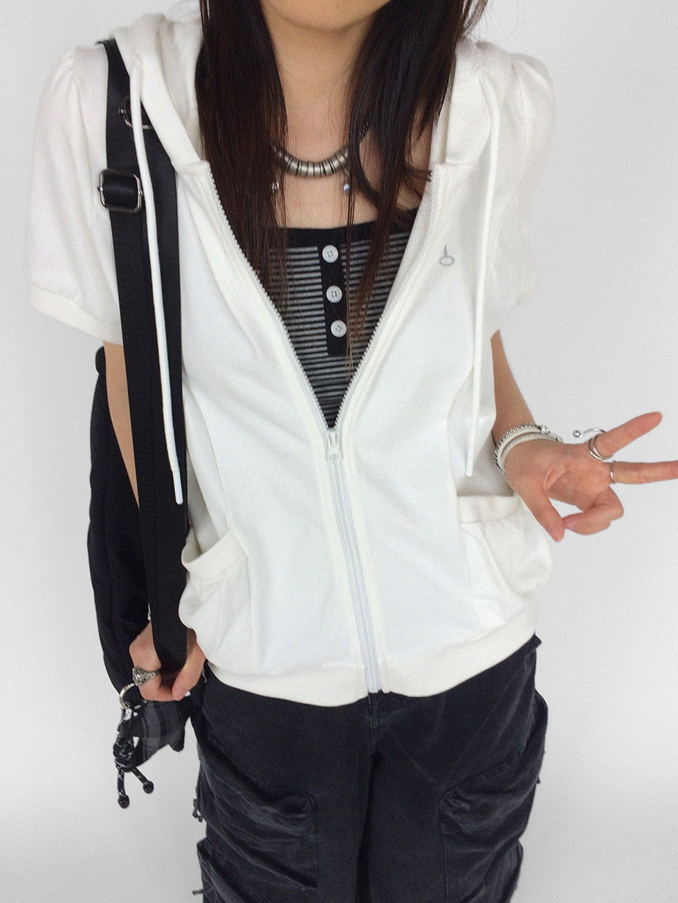 innomoood Embroidered Short Sleeve Solid Casual Women&