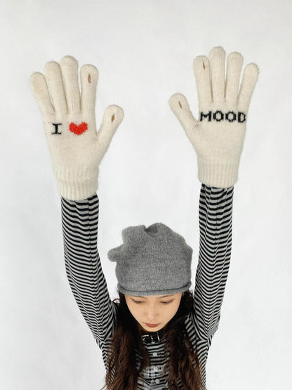 Emotional Touchscreen Wool Gloves With Heart Pattern
