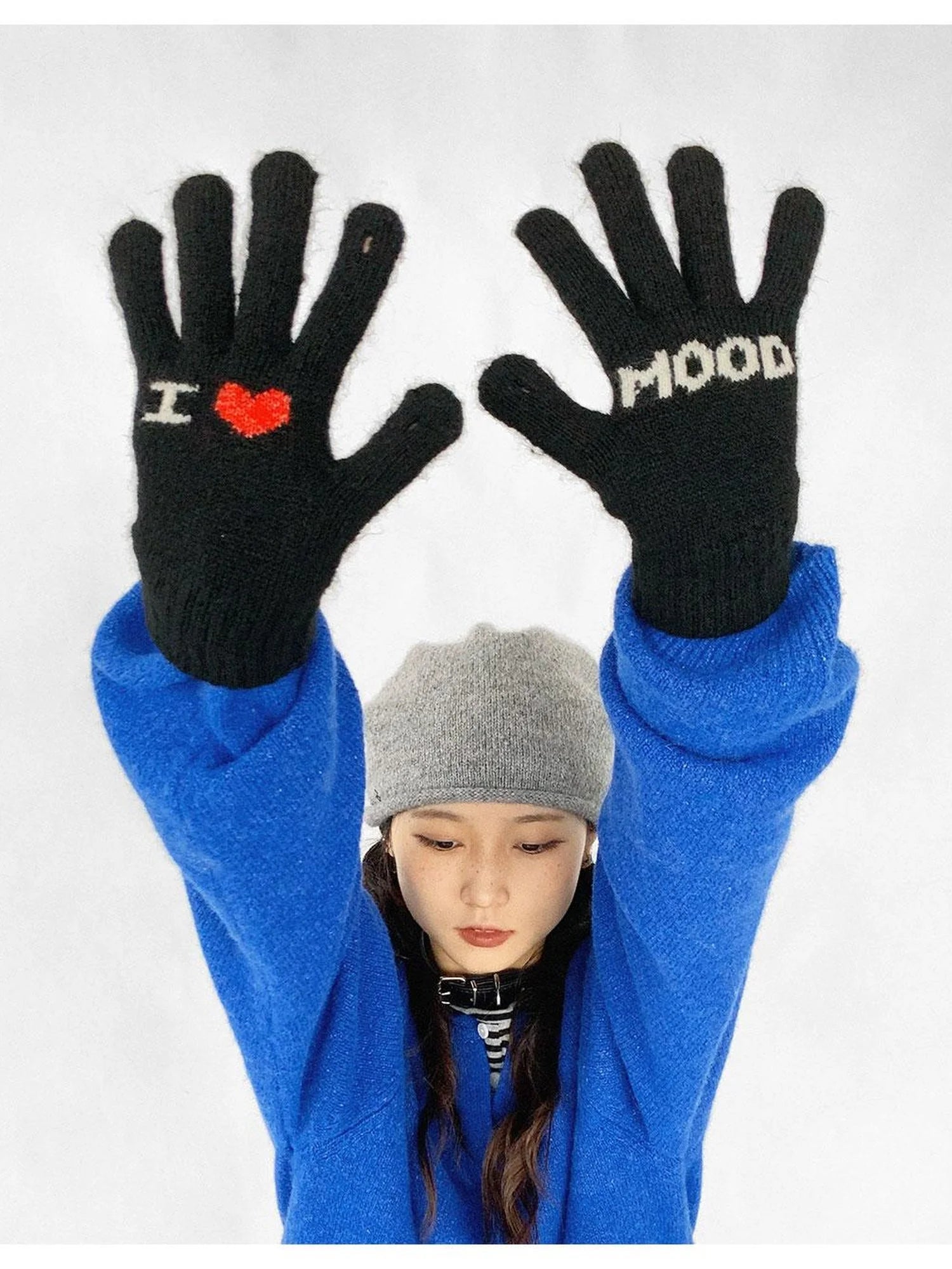 Emotional Touchscreen Wool Gloves With Heart Pattern