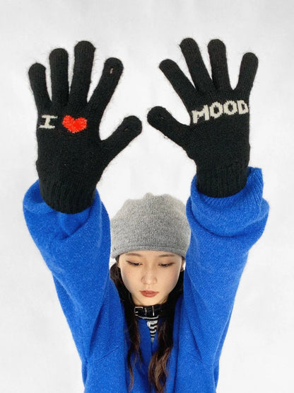 Emotional Touchscreen Wool Gloves With Heart Pattern