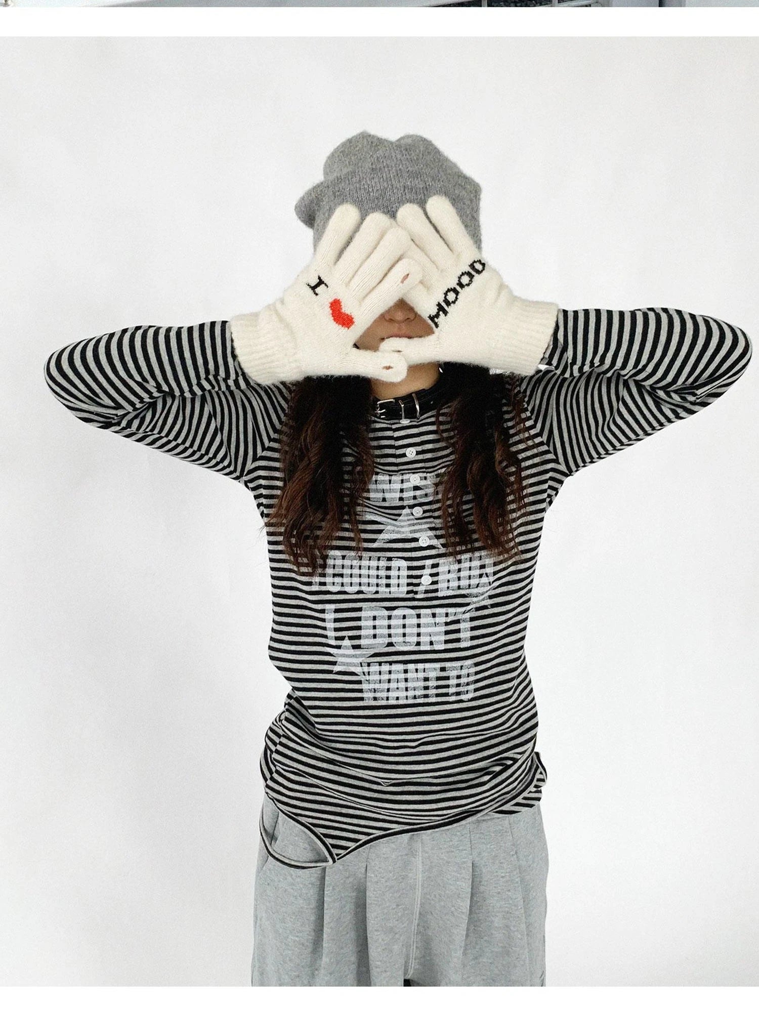 Emotional Touchscreen Wool Gloves With Heart Pattern