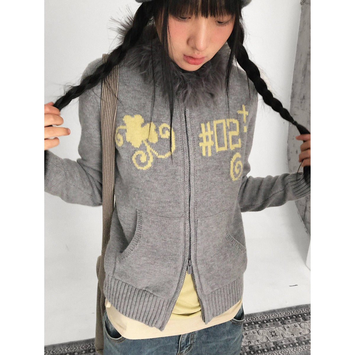 innomoood_Gray_Leaf_Jacquard_Zip_Detachable_Faux_Fur_Collar_Women&