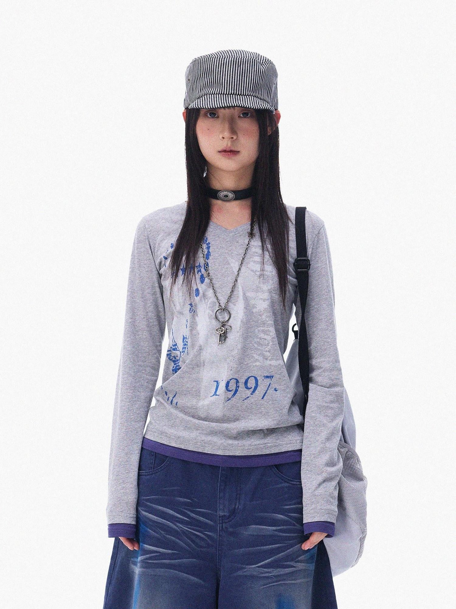 innomoood Heather Grey Distressed Print V-neck Spliced Women&