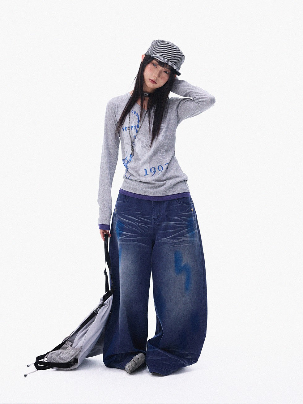 innomoood Heather Grey Distressed Print V-neck Spliced Women&