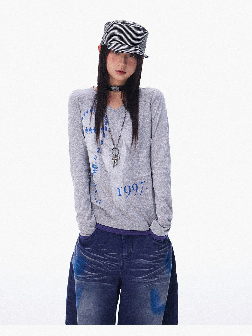 innomoood Heather Grey Distressed Print V-neck Spliced Women&