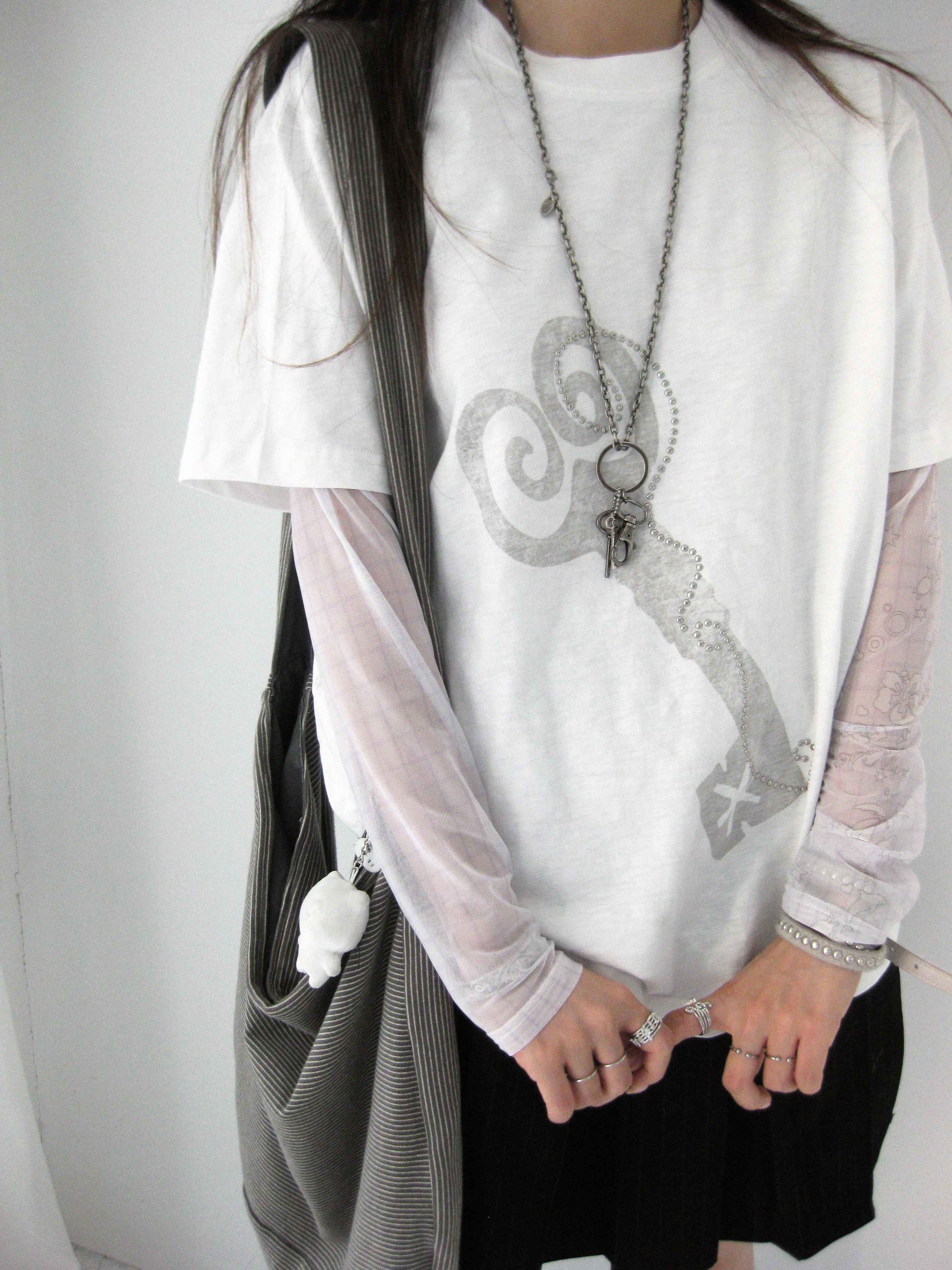 innomoood Key Print Metallic Foil Round Neck Women&