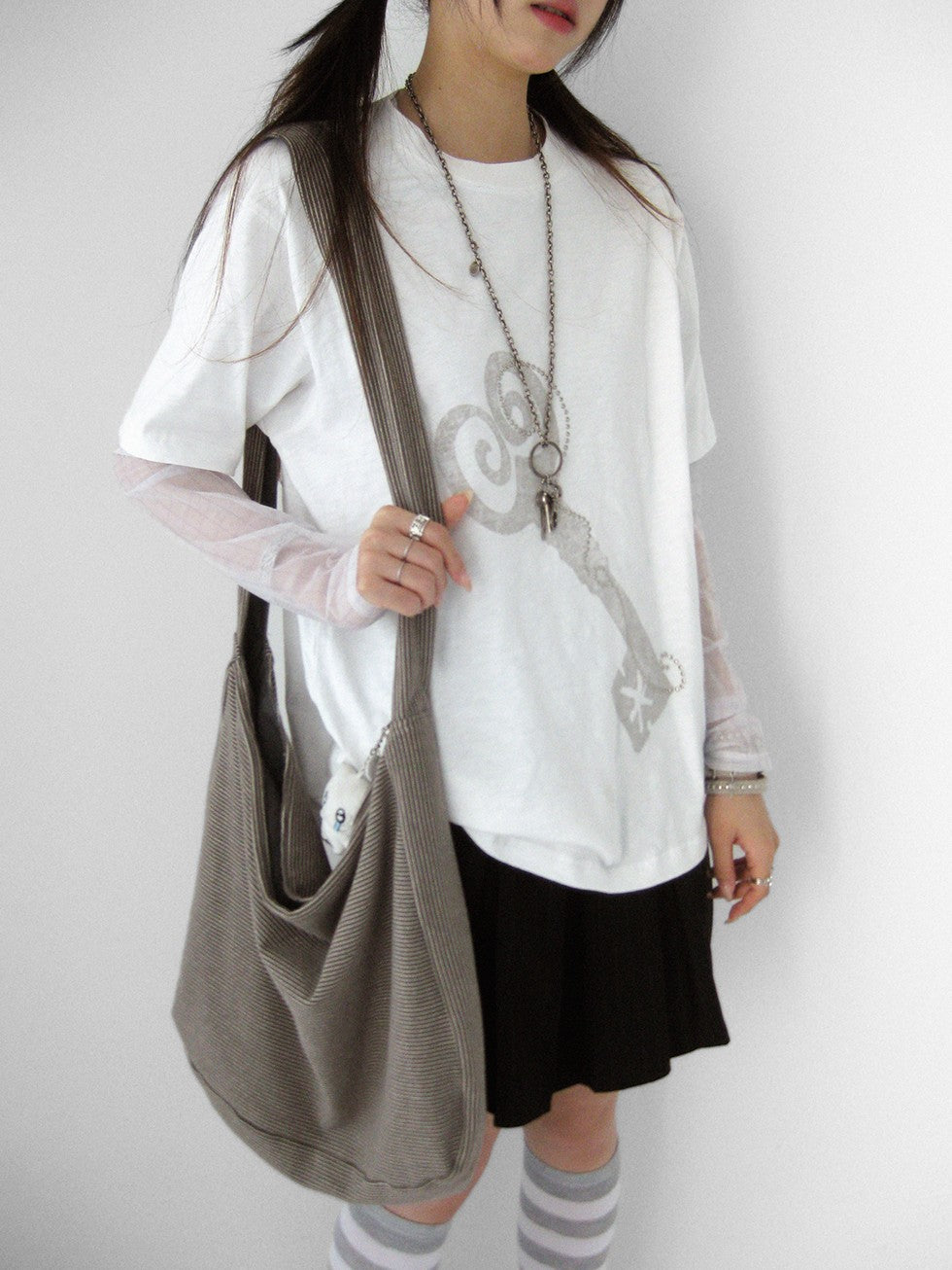 innomoood Key Print Metallic Foil Round Neck Women&