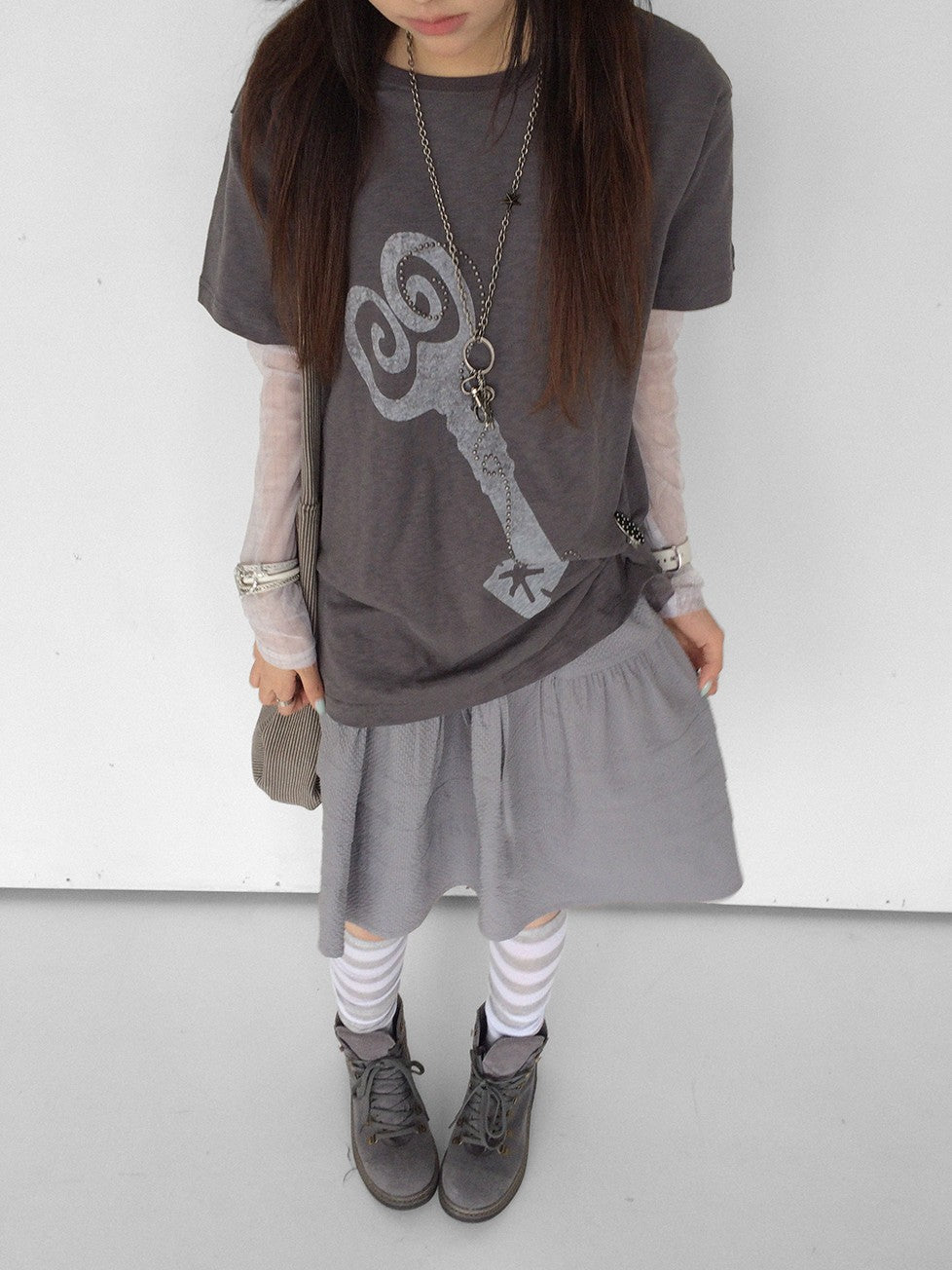 innomoood Key Print Metallic Foil Round Neck Women&