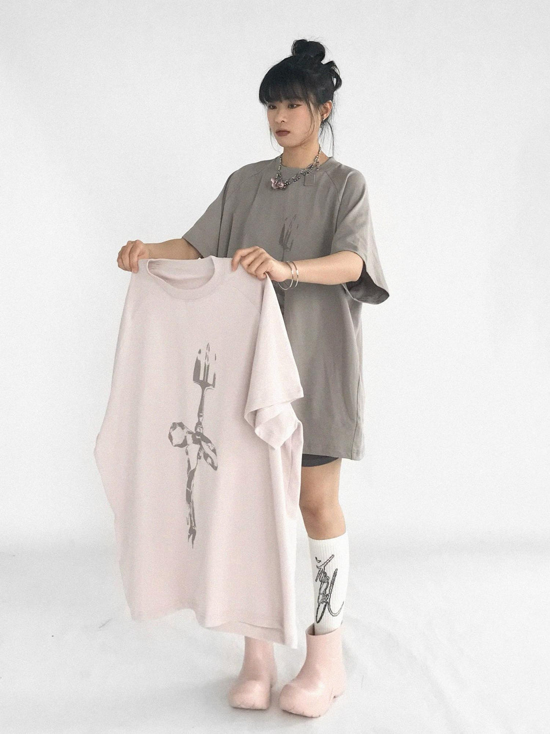 innomoood Lightweight Breathable Love Is A Gift T-Shirt