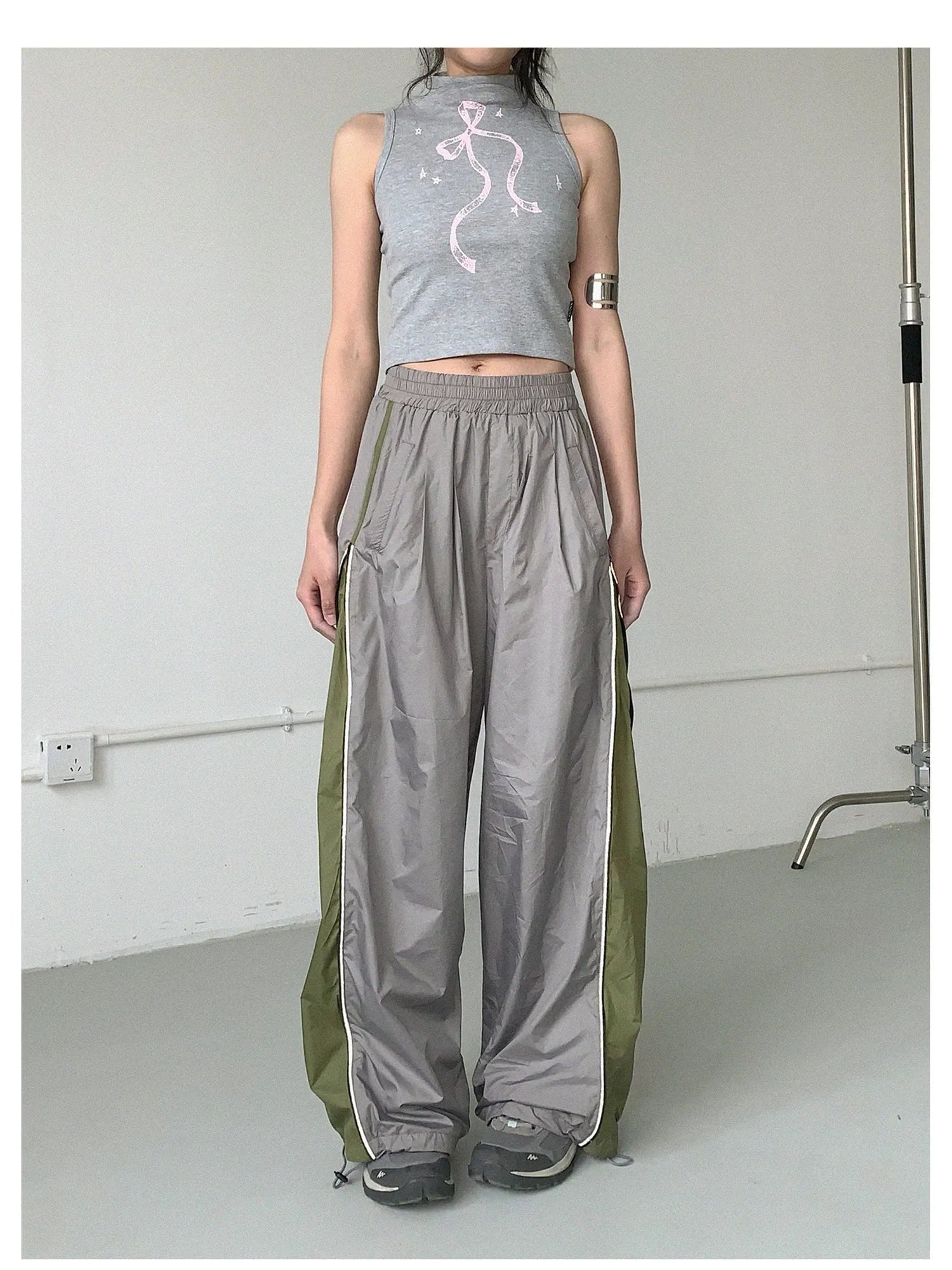 Lightweight Reflective Contrast Zip Outdoor Sports Pants