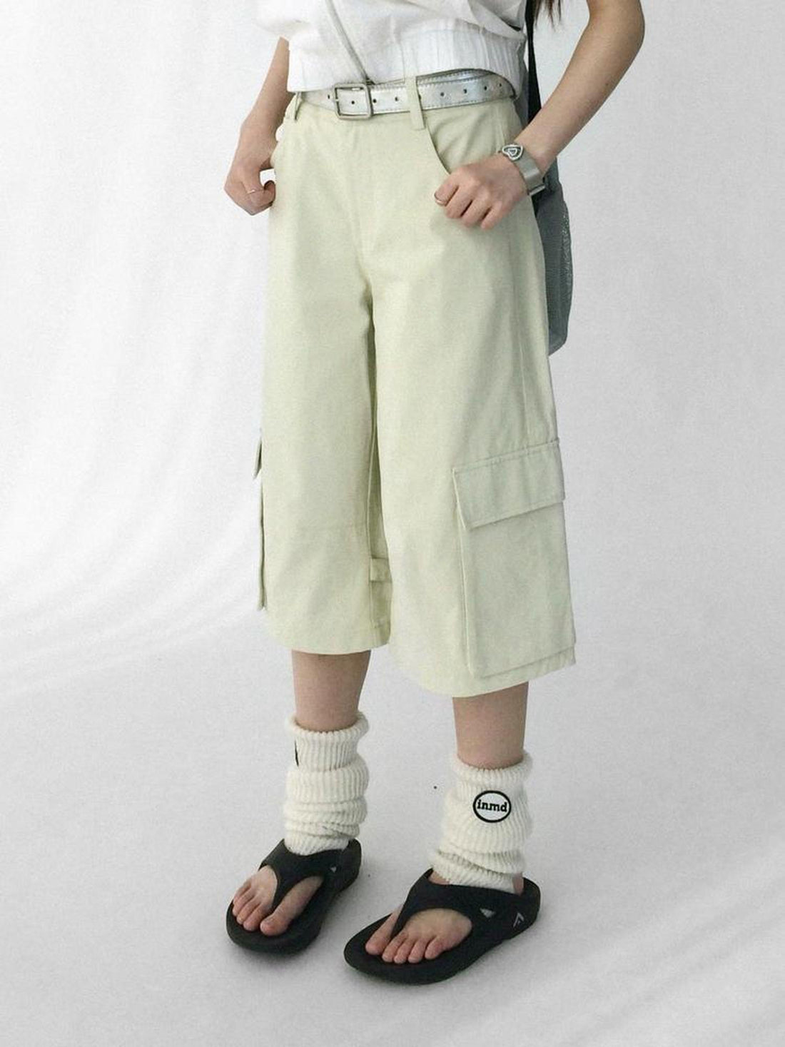 innomoood Low Rise Wide Leg Trousers with Adjustable Pockets in Ice Mint