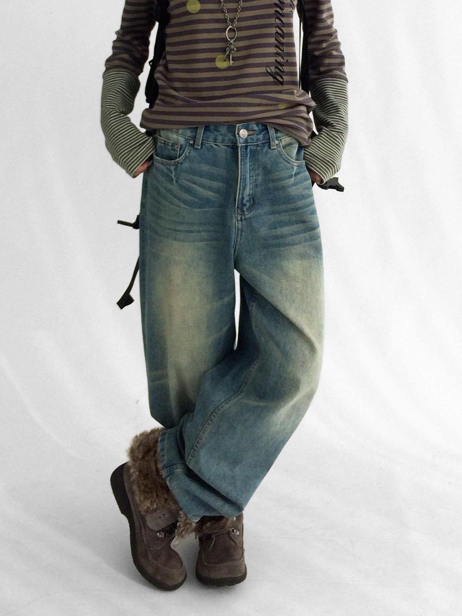 innomoood Machine Embroidered Vintage Straight Natural Waist Casual Unisex Denim Jeans