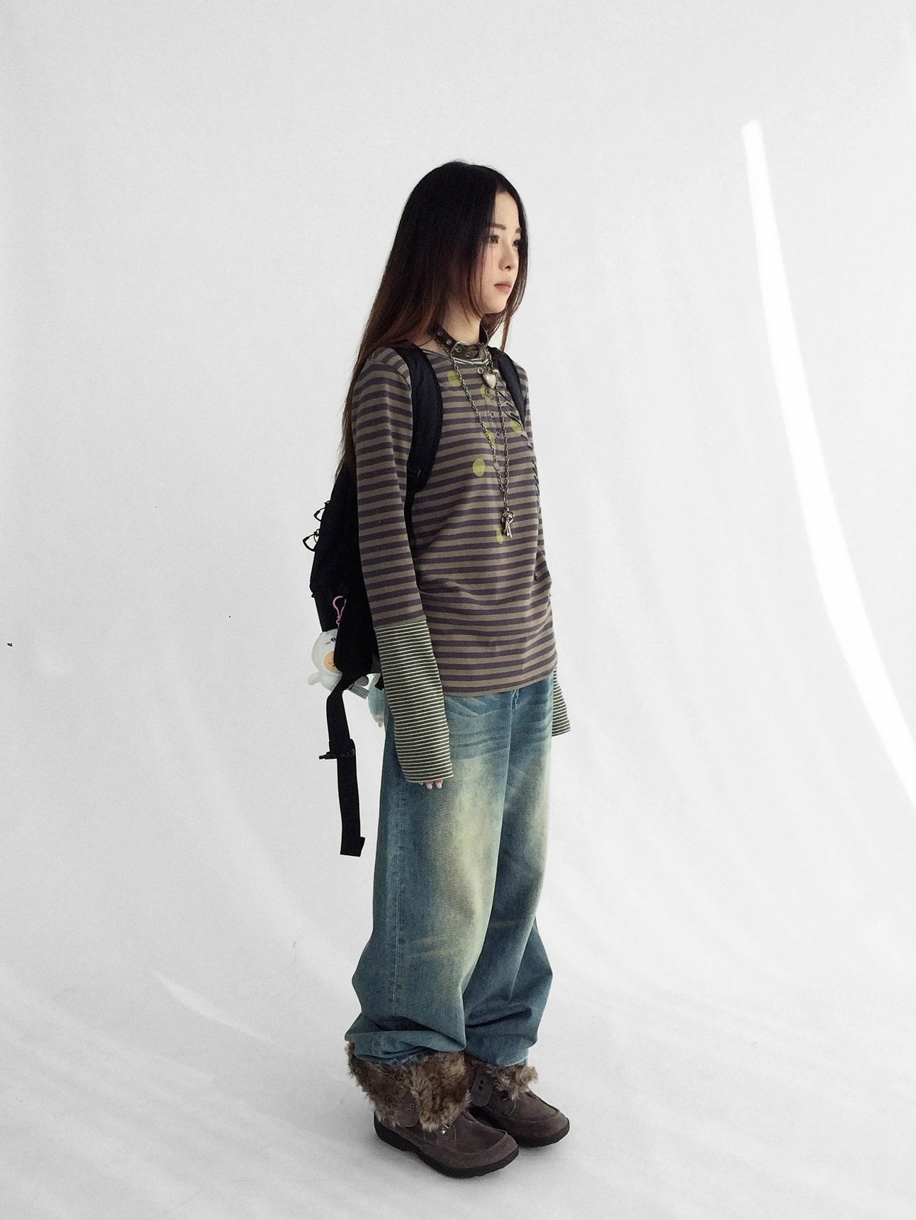 innomoood Machine Embroidered Vintage Straight Natural Waist Casual Unisex Denim Jeans