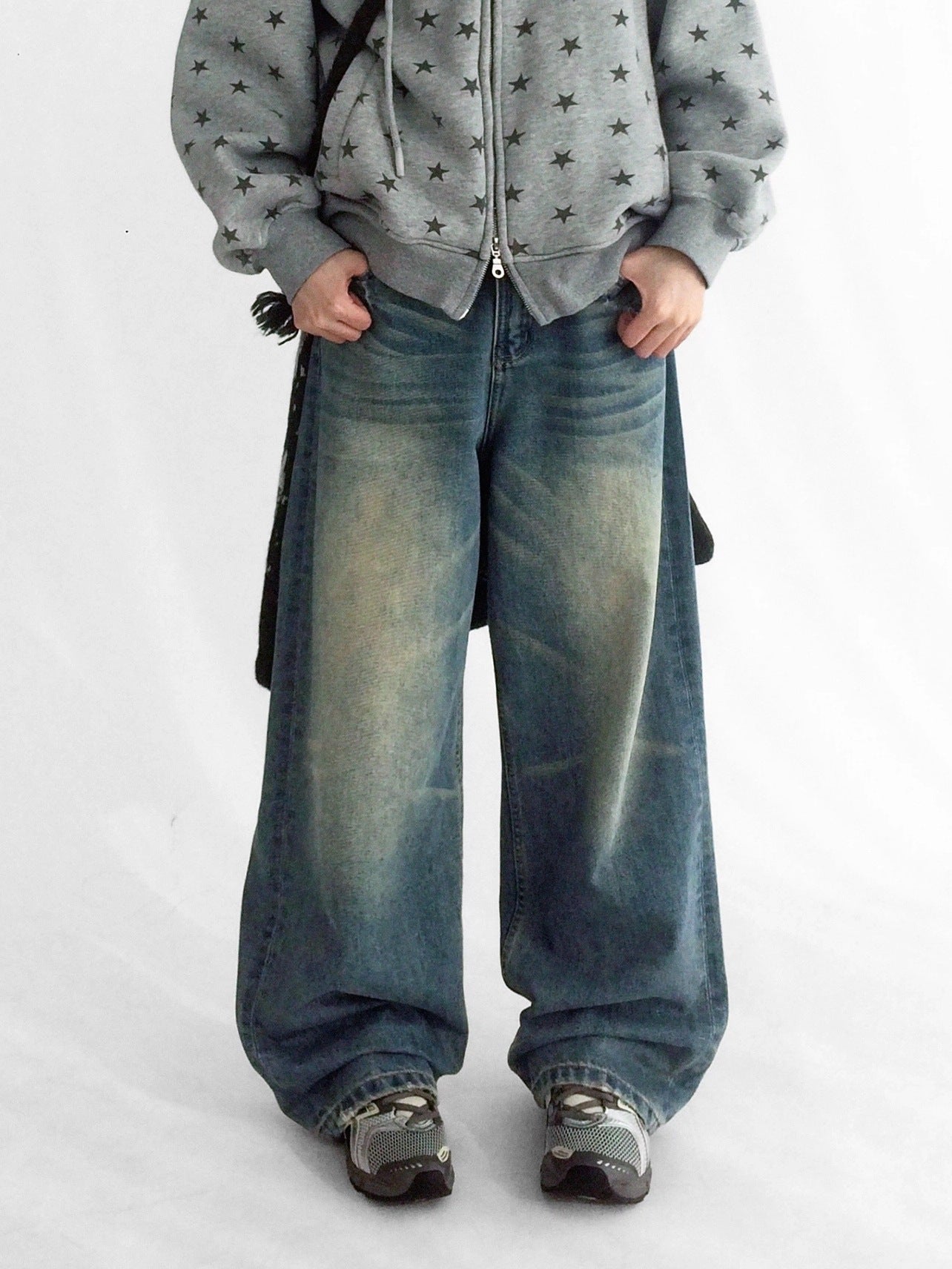 innomoood Machine Embroidered Vintage Straight Natural Waist Casual Unisex Denim Jeans