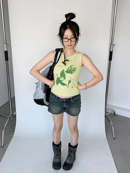 Moth Print Sleeveless Stretch Vest