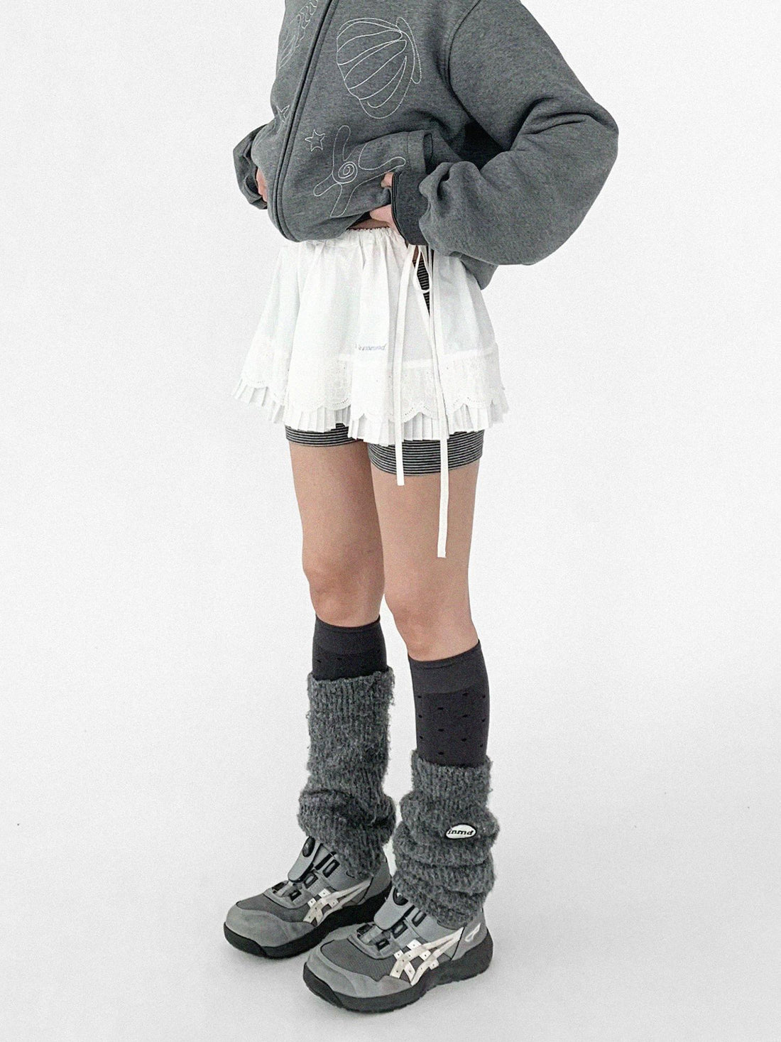 innomoood Pleated Skirt With Bear Embroidery And Dot Mesh Overlay