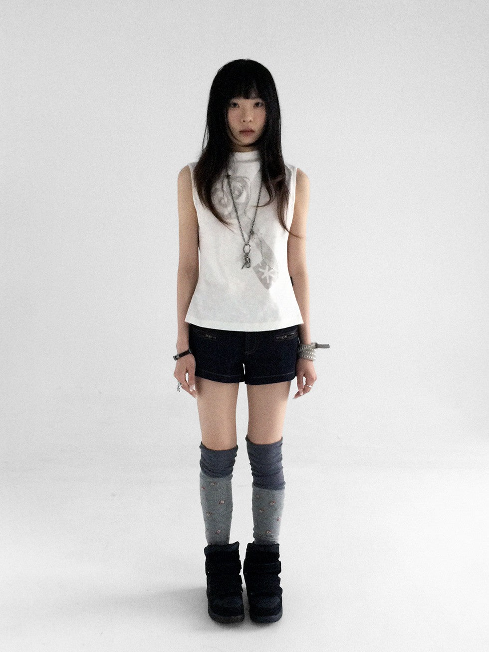 innomoood Raw Indigo Vintage Zipper Ultra Short Low Rise Women&