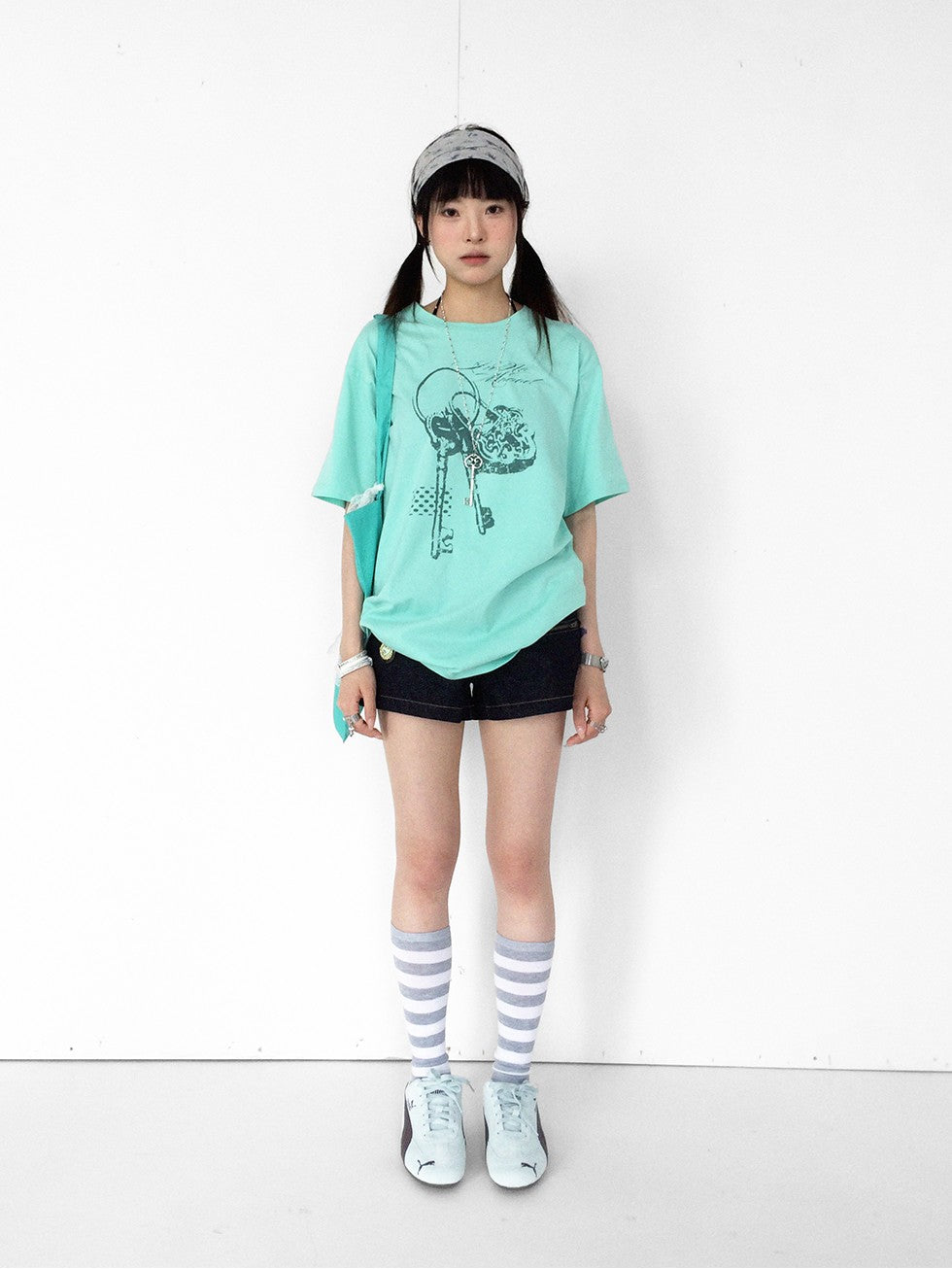 innomoood Raw Indigo Vintage Zipper Ultra Short Low Rise Women&