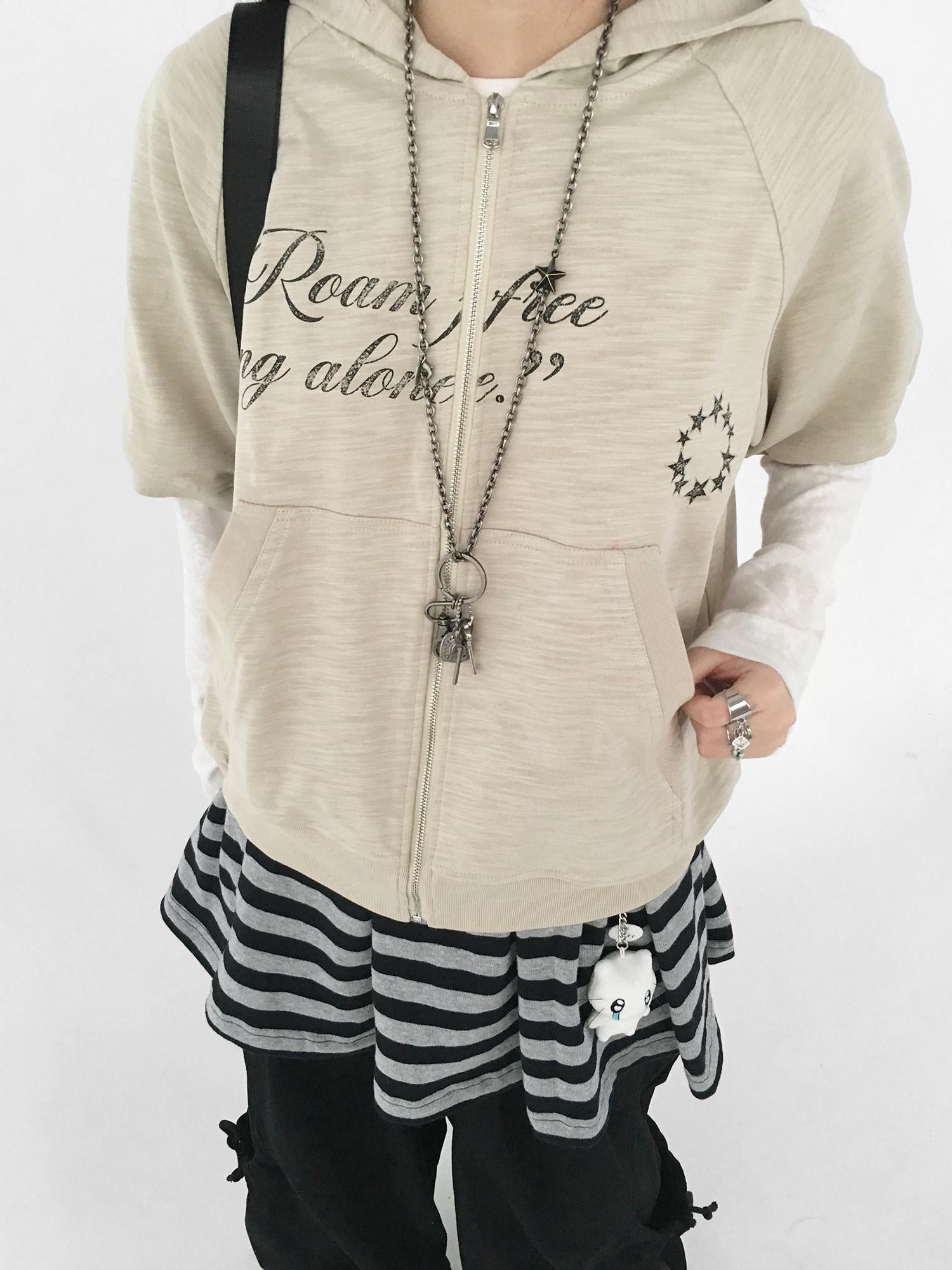 innomoood Roam Free Sing Alone Vintage Washed Hooded Short Sleeve Top