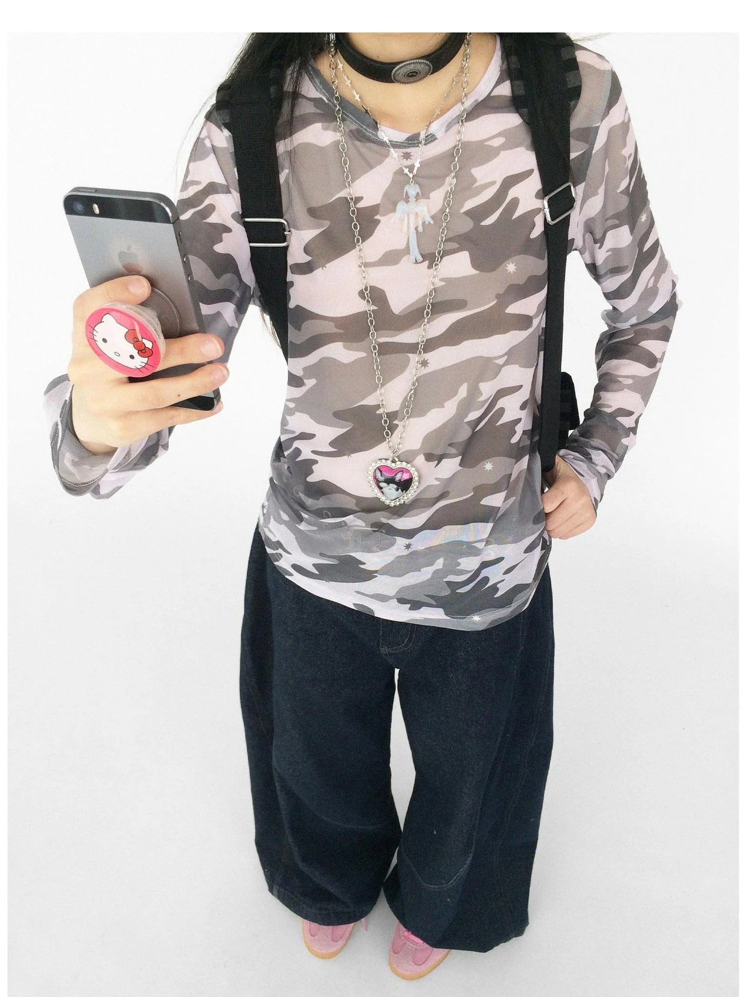 Romantic Allergy Mesh Print V-neck T-shirt Long Sleeve