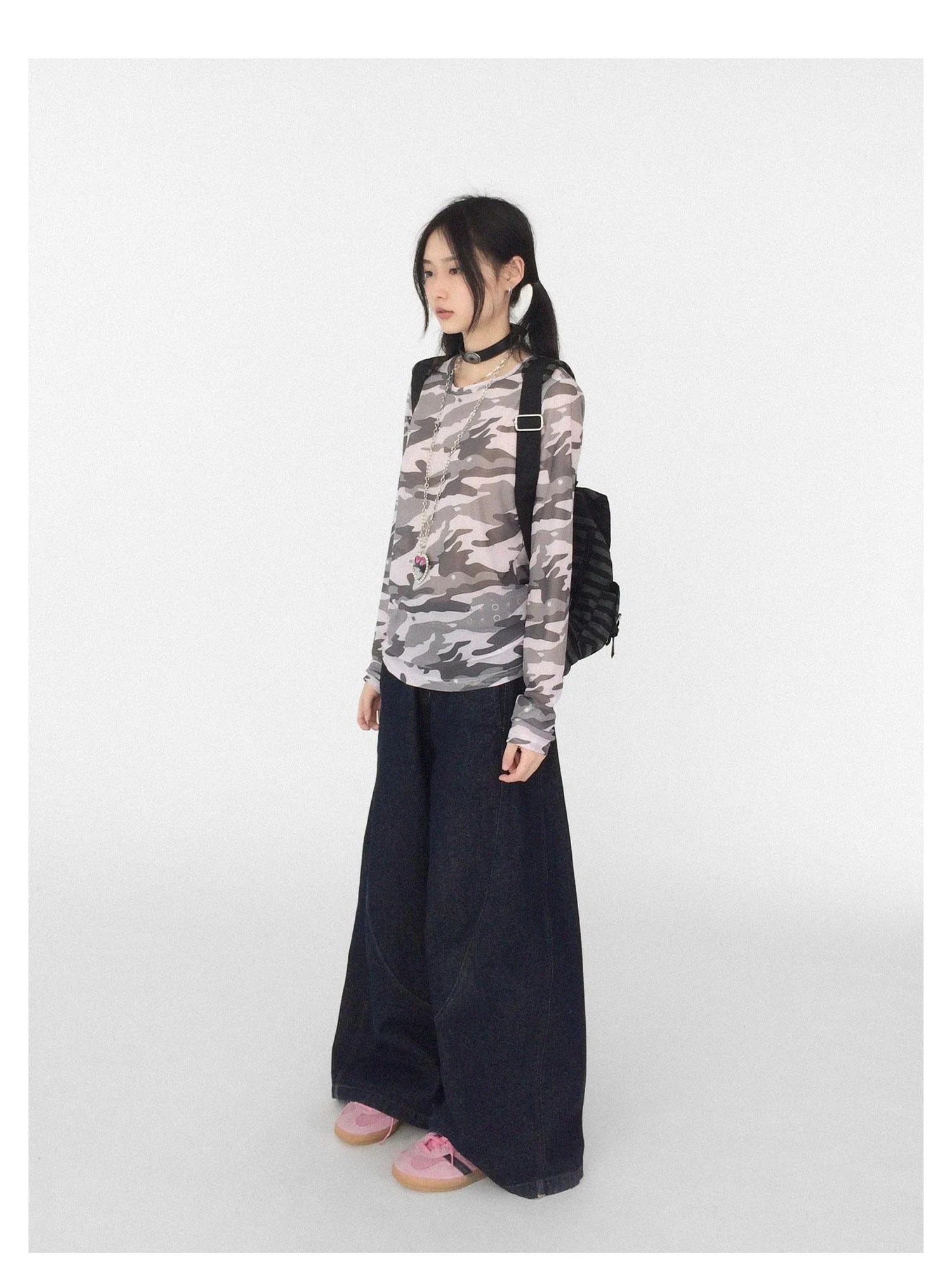 Romantic Allergy Mesh Print V-neck T-shirt Long Sleeve