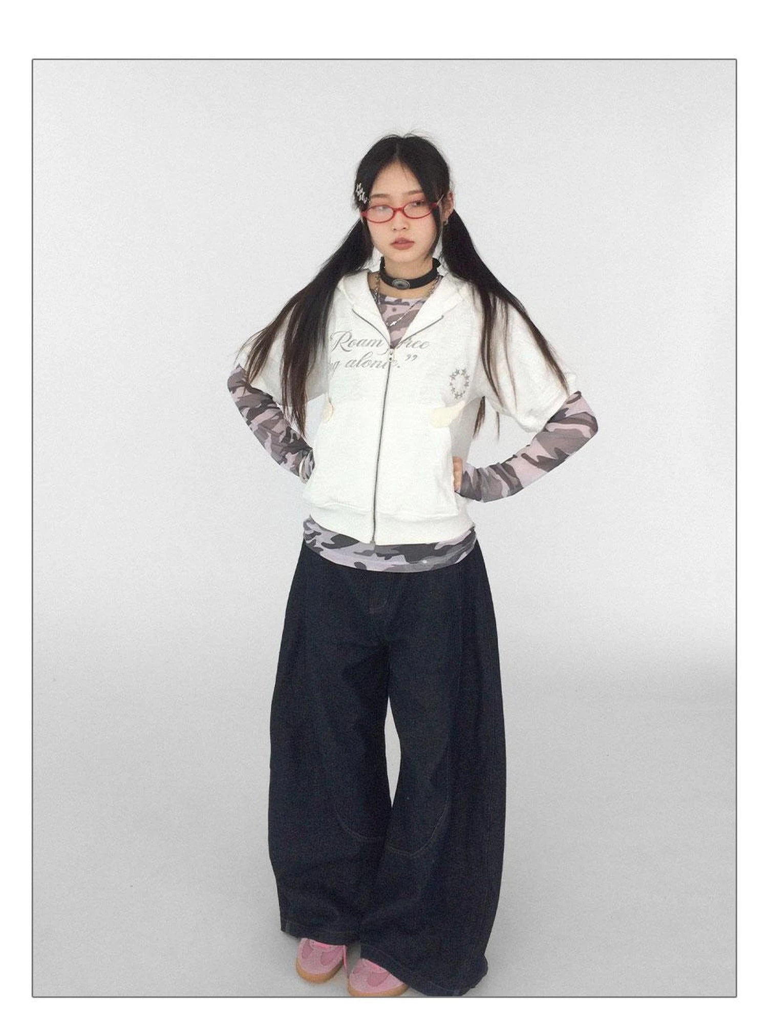 Romantic Allergy Mesh Print V-neck T-shirt Long Sleeve