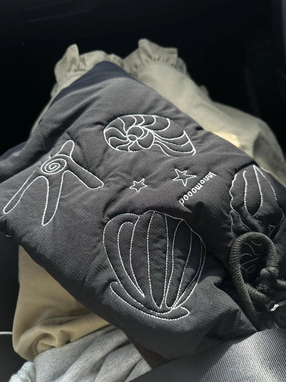 Seaside Diary Quilted Anti Shock Drawstring Backpack