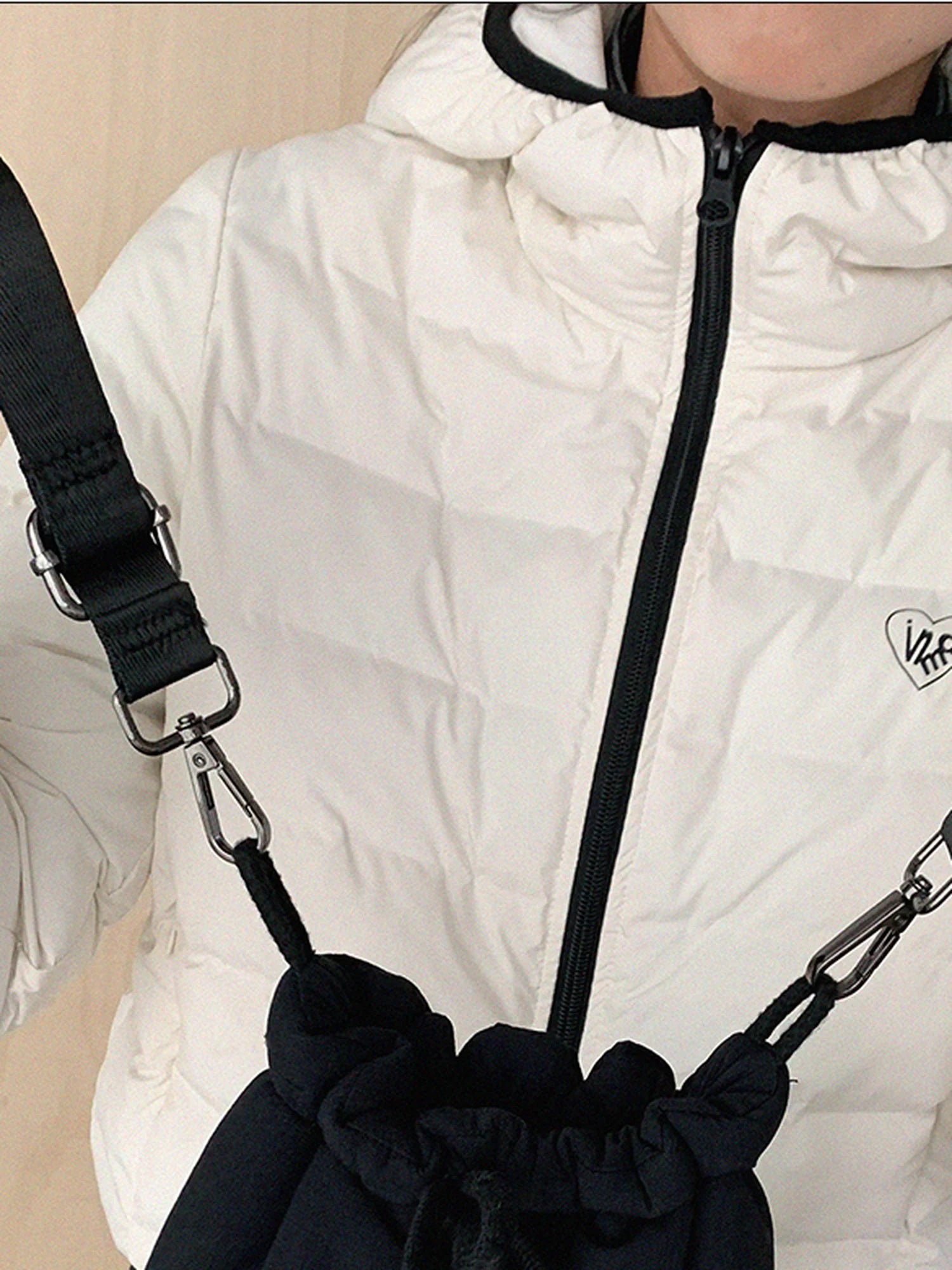 Seaside Diary Quilted Anti Shock Drawstring Backpack