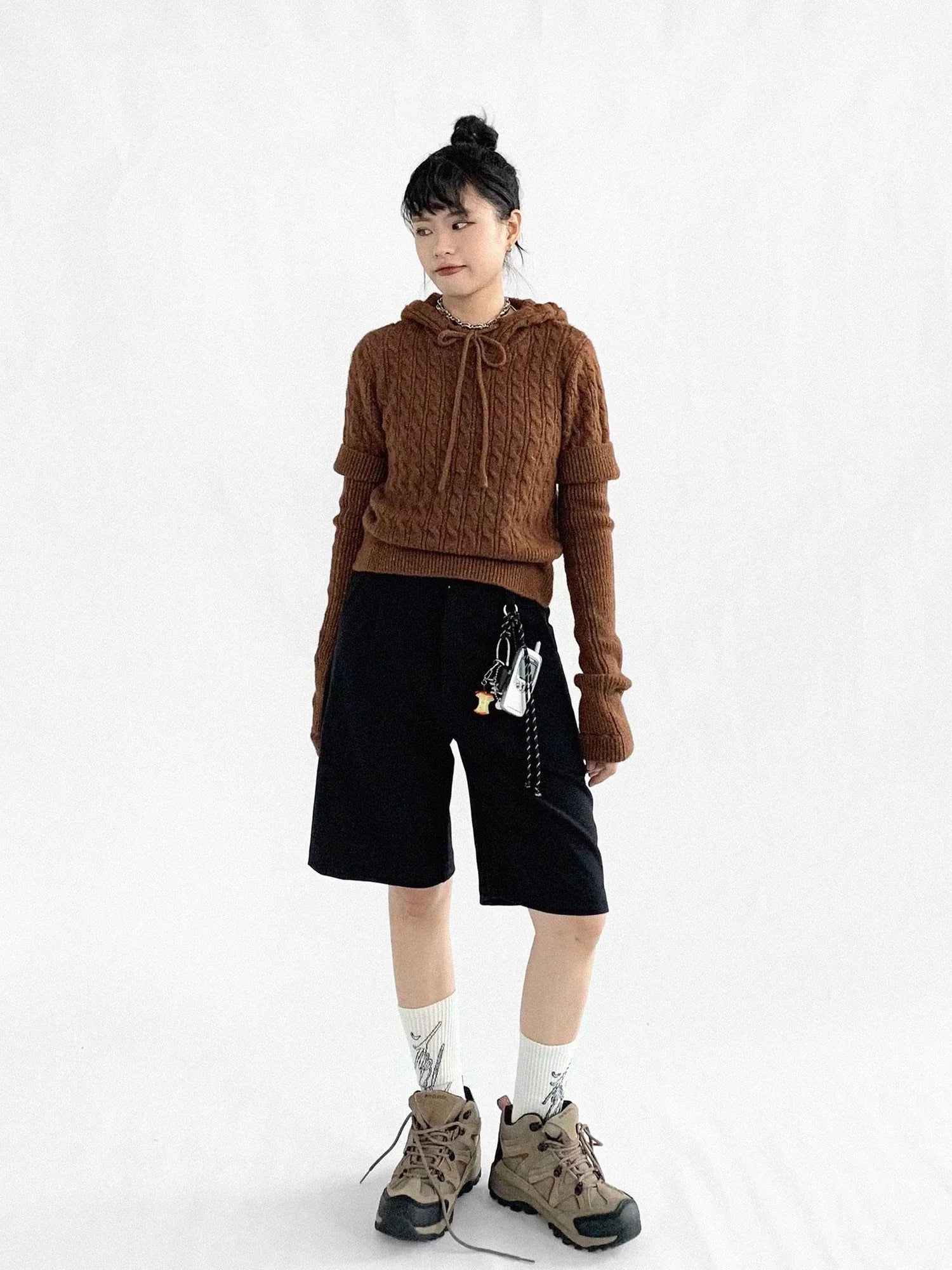 Short Sleeve Wool Sweater With Detachable Long Sleeve Cuffs