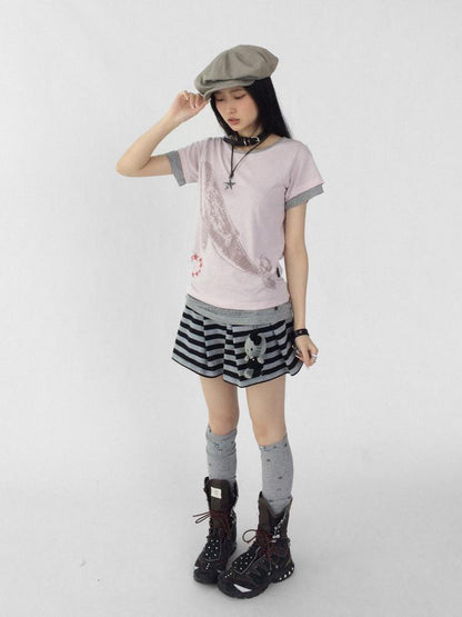 innomoood Silent Whale Embroidered Print Tee Retro Color Block Design