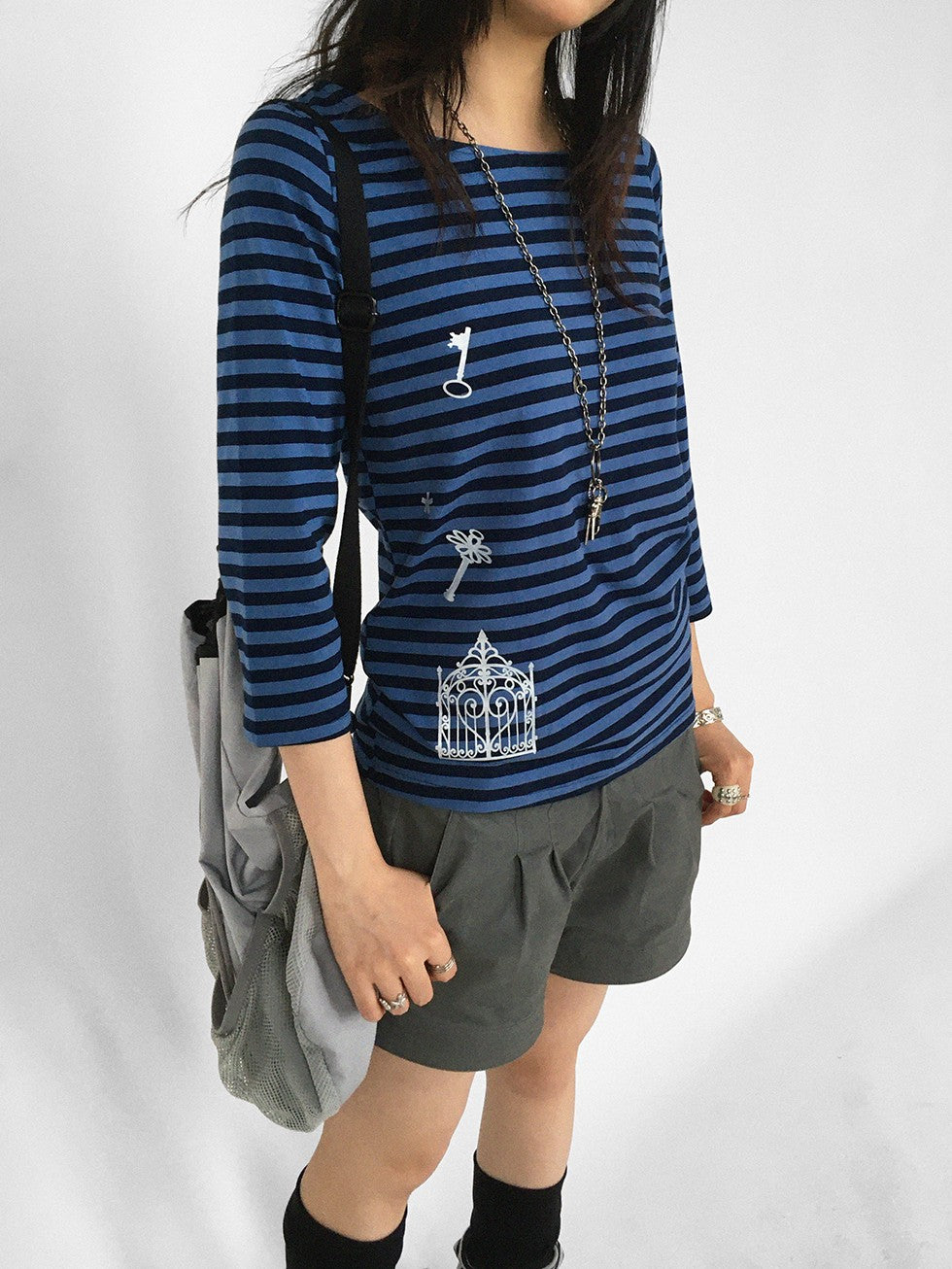 innomoood Silver Foil Print Colorful Striped Round Neck Women&
