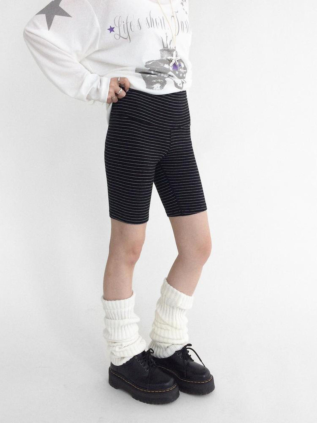 innomoood Soft Mid Rise Striped Yoga Shorts