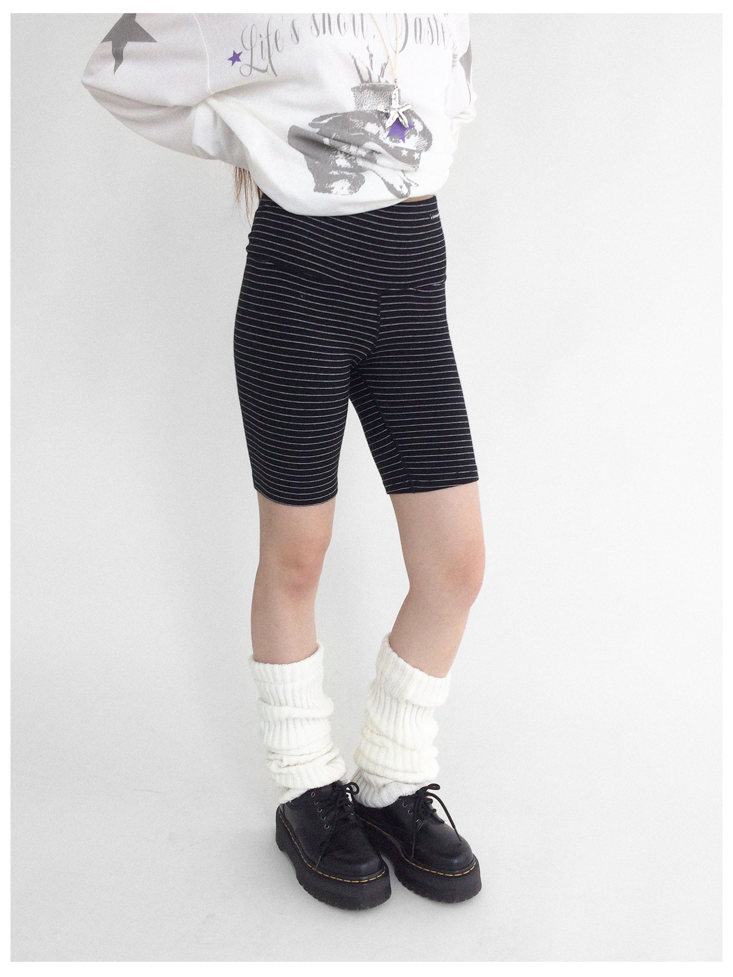 innomoood Soft Mid Rise Striped Yoga Shorts