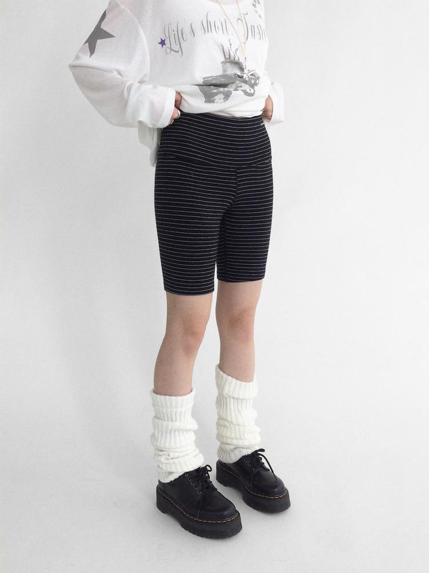 innomoood Soft Mid Rise Striped Yoga Shorts