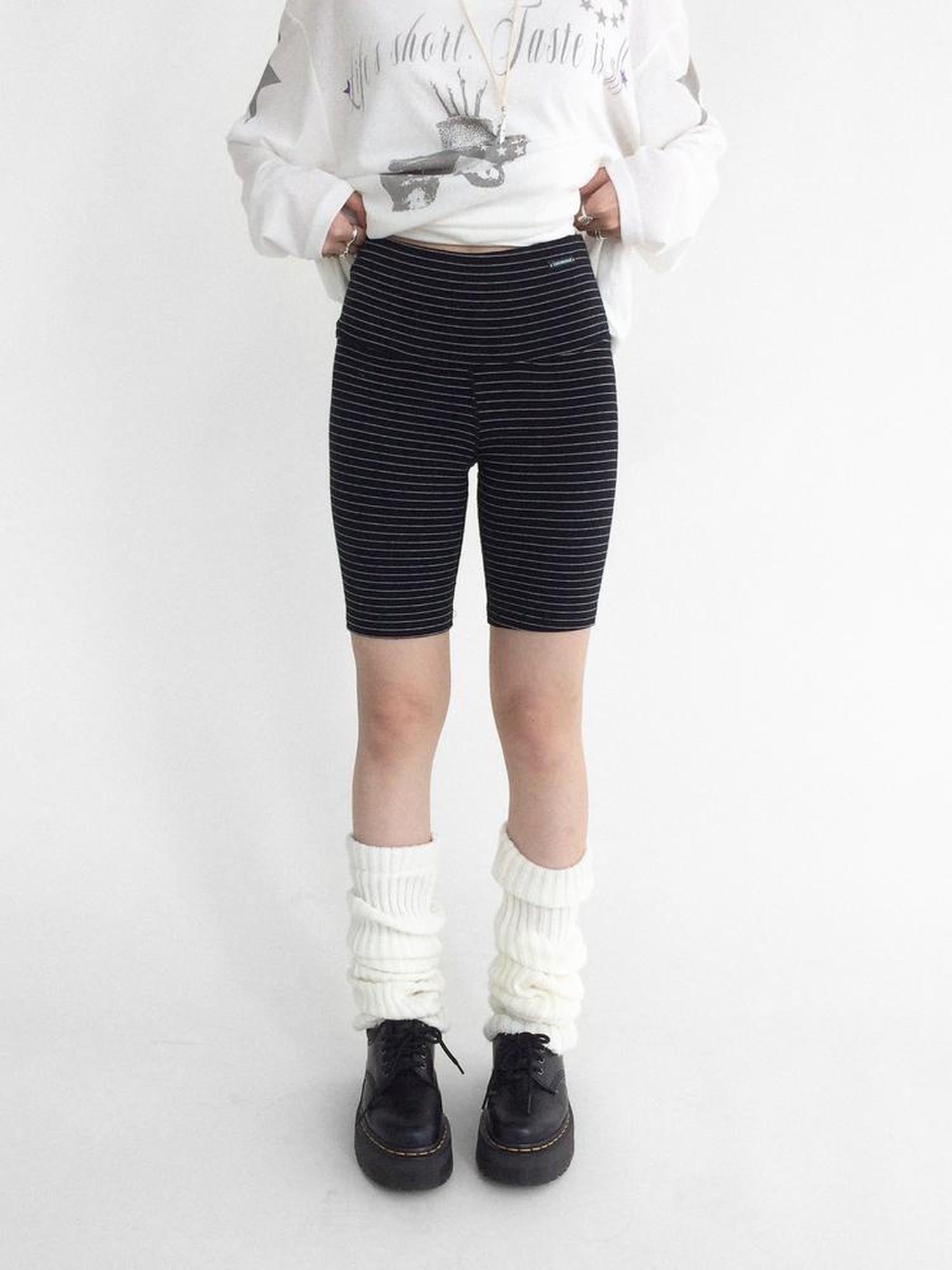 innomoood Soft Mid Rise Striped Yoga Shorts