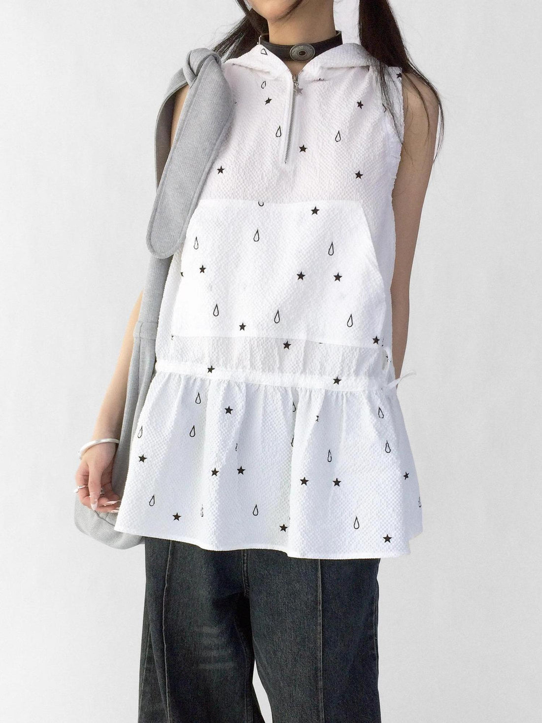 innomoood Star Drop Textured Sleeveless Smock Dress