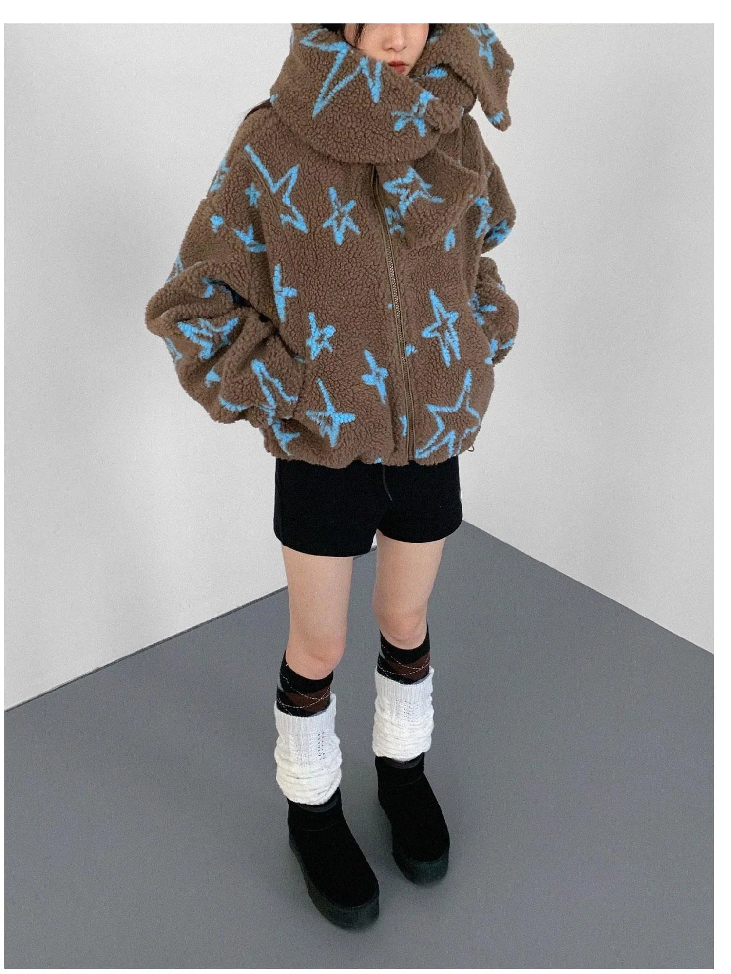 Star Embroidered Collar Scarf Shearling Cropped Jacket