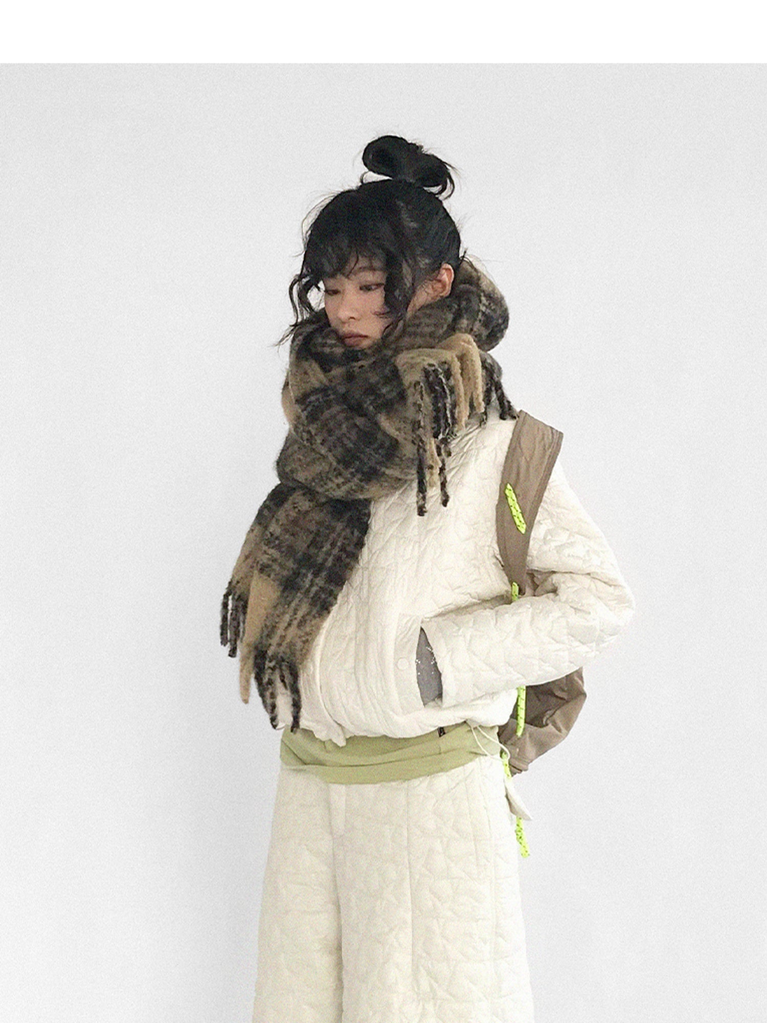 innomoood Star Embroidered Quilted Cargo Pants