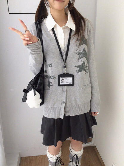 innomoood Star Print Cartoon V-neck Loose Fit Long Sleeve Women&