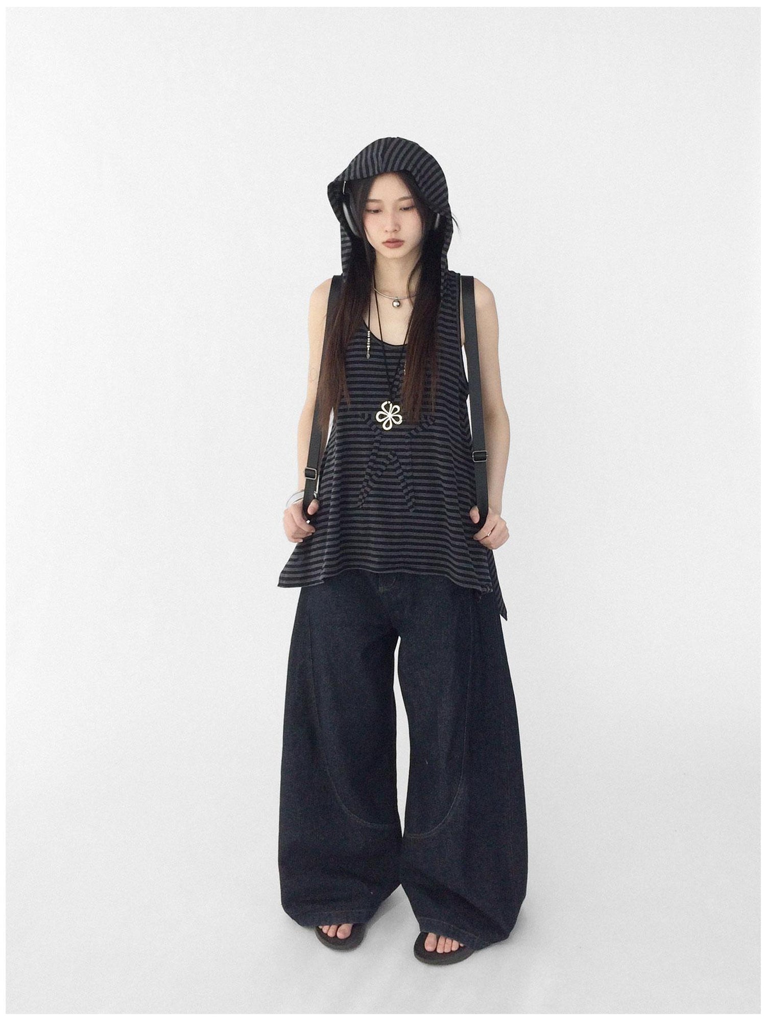 innomoood Striped Star Low Contrast Hooded Shift Dress
