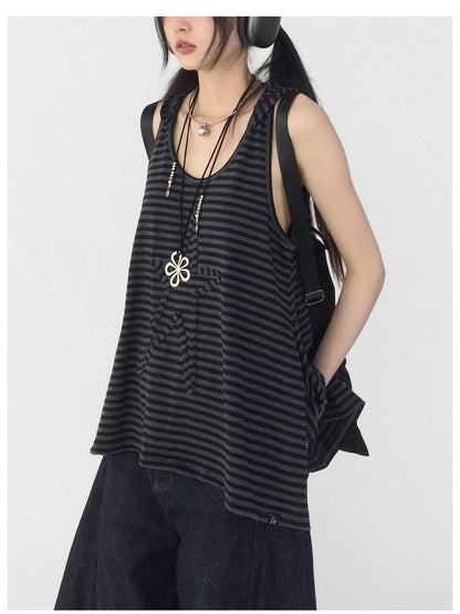 innomoood Striped Star Low Contrast Hooded Shift Dress