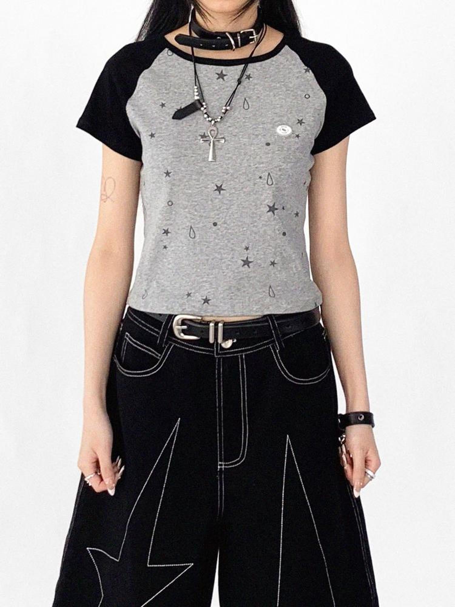 innomoood Tear Star Print Stretch Knit Tee