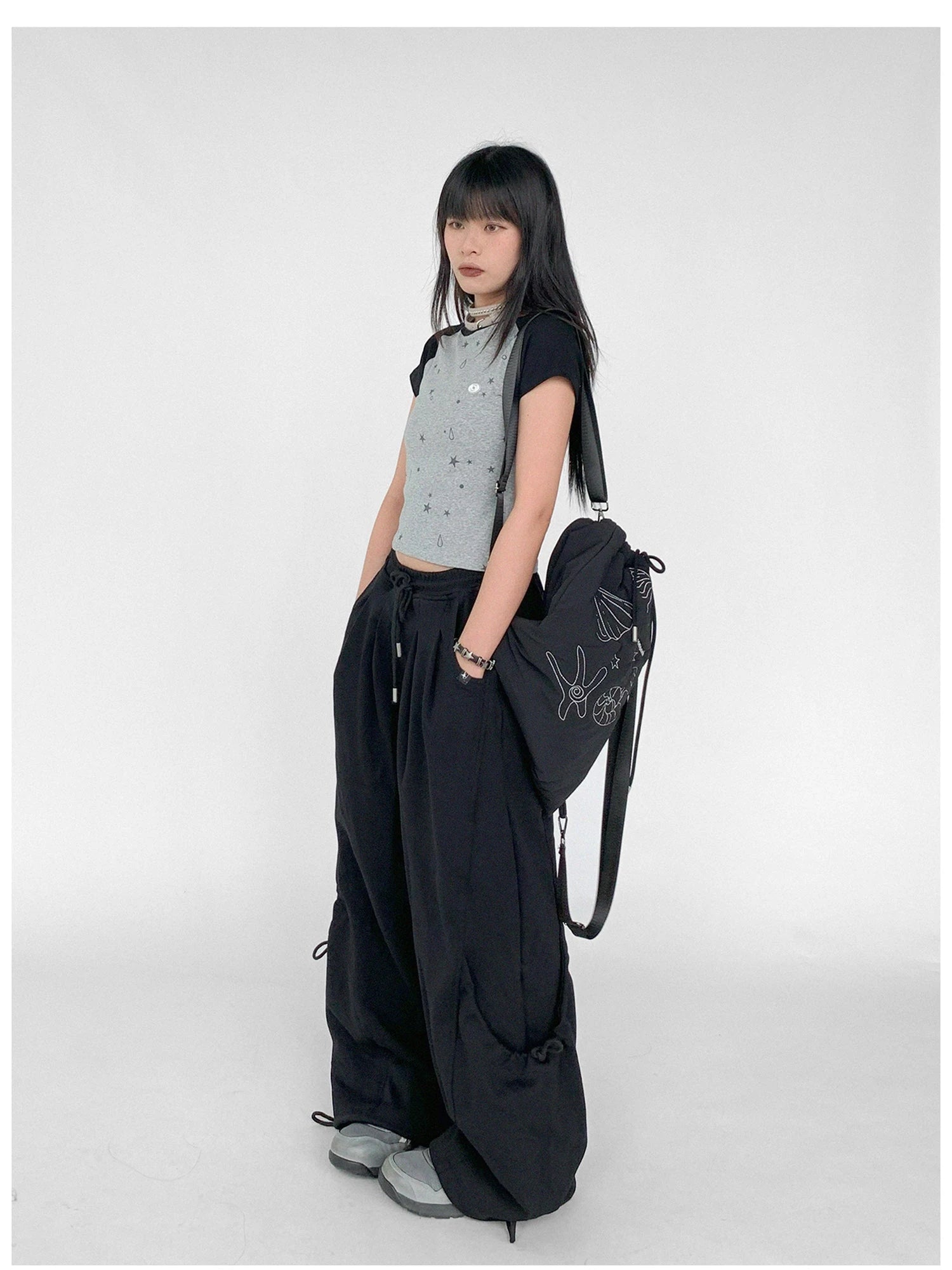 Tear Star Print Stretch Knit Tee