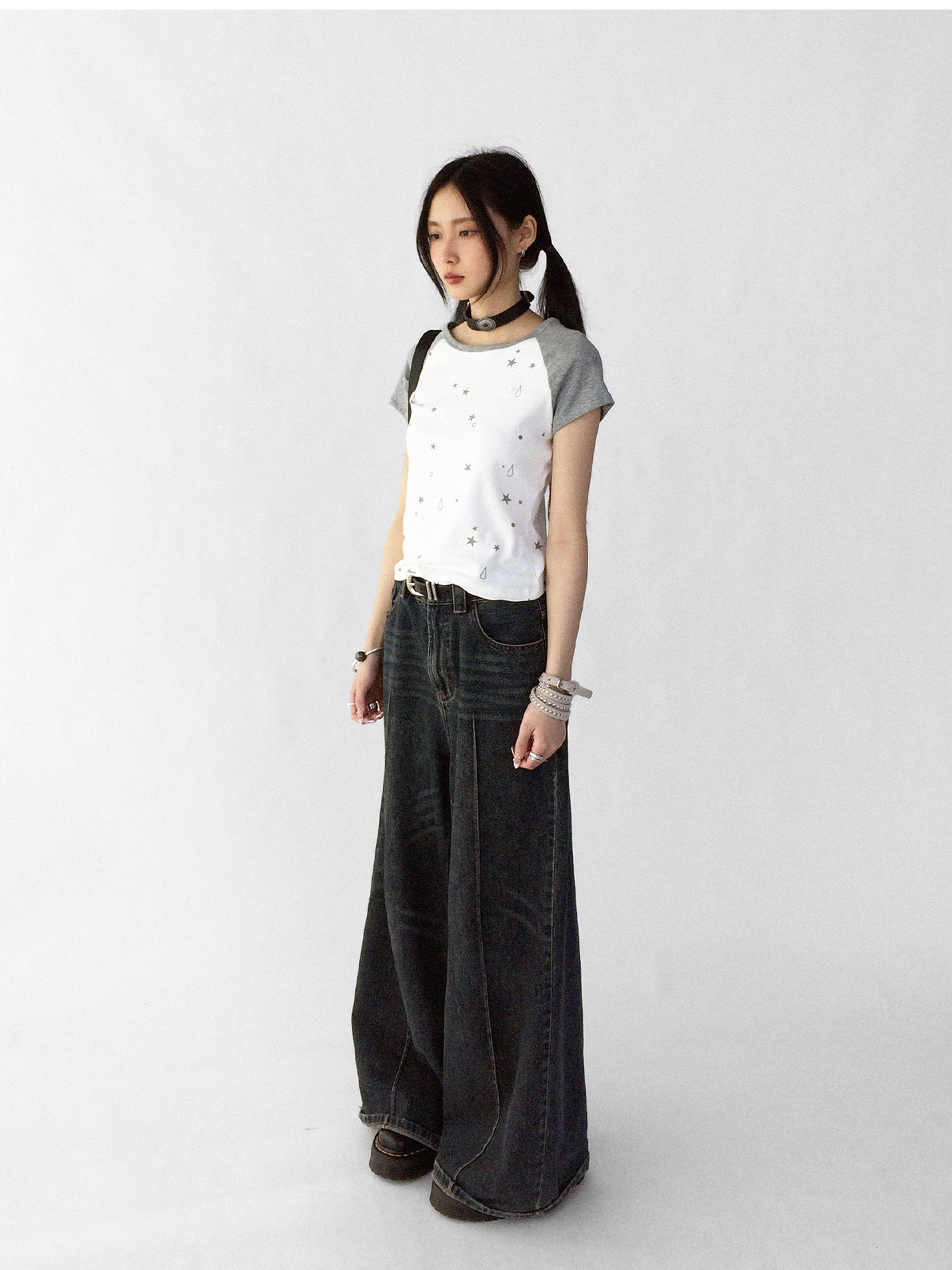 innomoood Tear Star Print Stretch Knit Tee