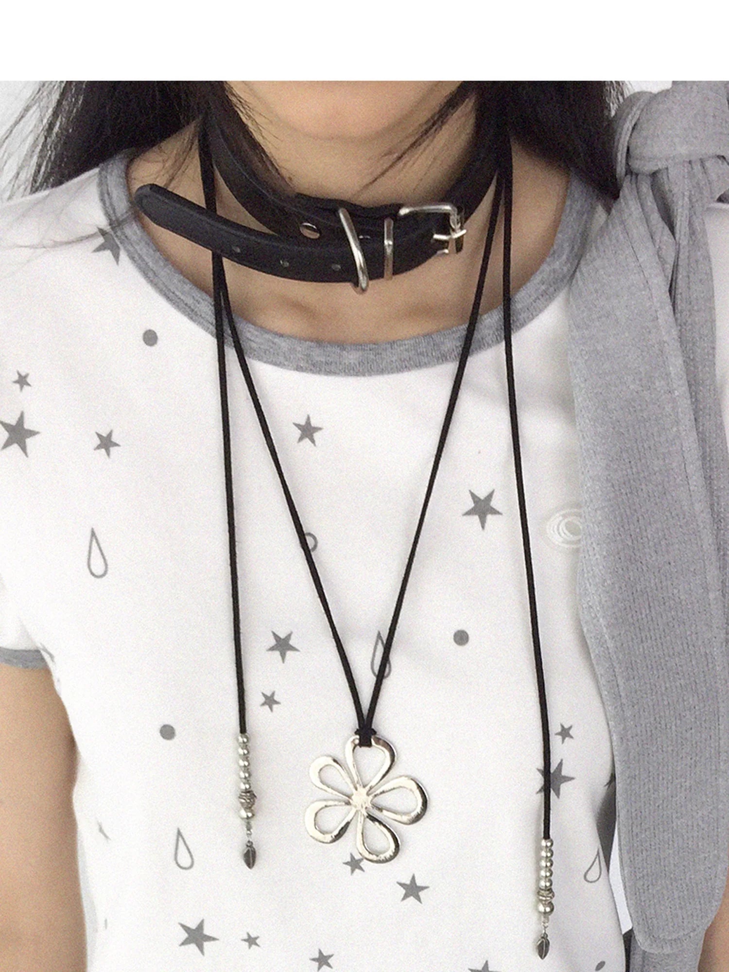 Tear Star Print Stretch Knit Tee