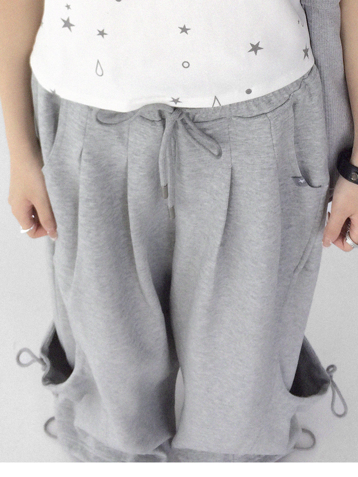 innomoood Tear Star Print Stretch Knit Tee