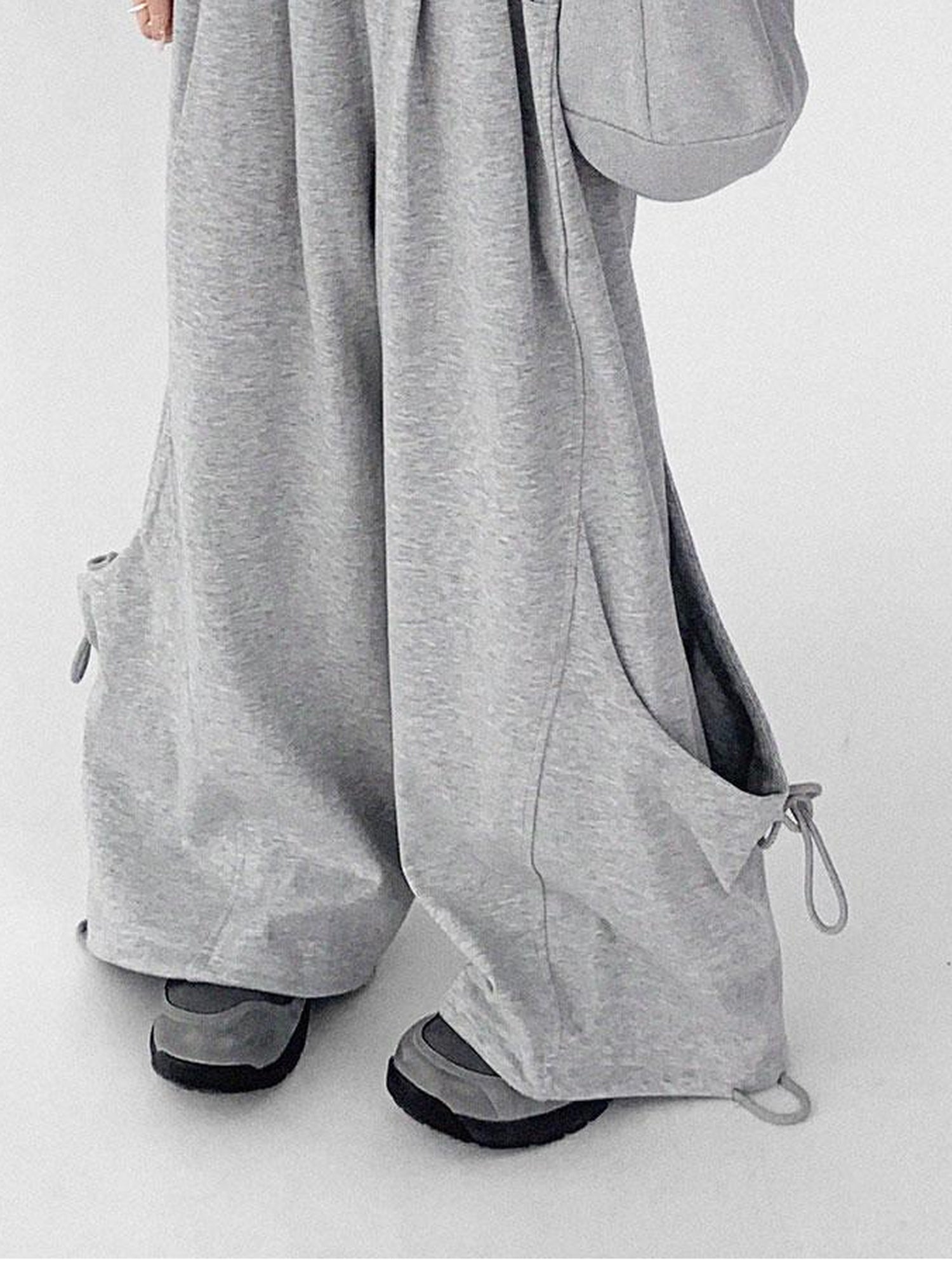 innomoood Tear Star Print Stretch Knit Tee