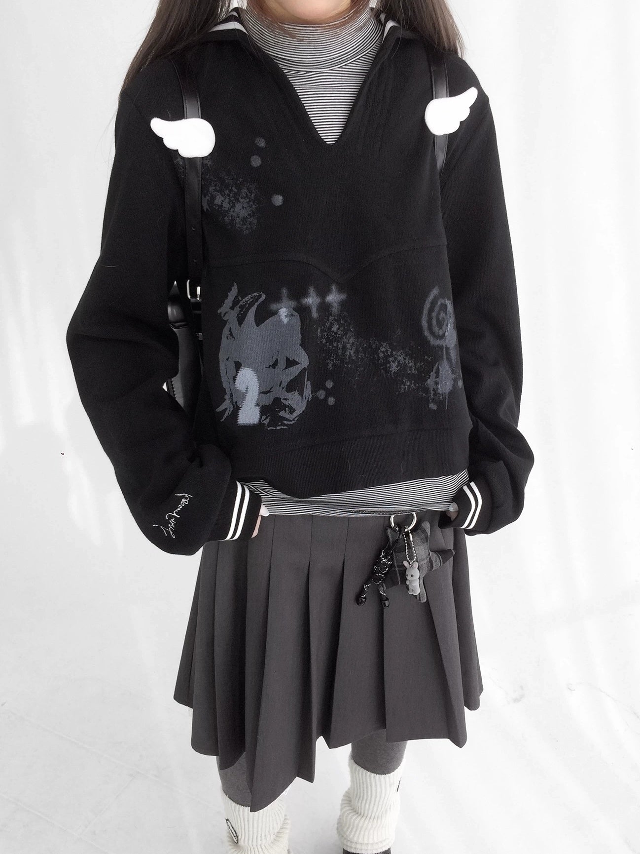 innomoood Textured Chunky Knit Oversized Cropped Crew Neck Women Office Pullover Cardigans