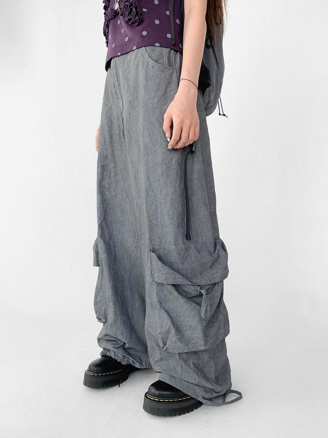 innomoood Textured Washed Cotton Cargo Joggers With Drawstring Waist